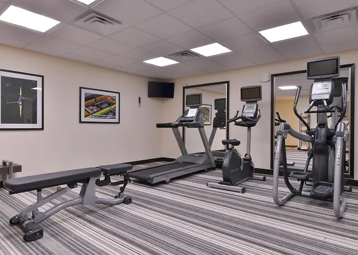Candlewood By Ihg Hotel