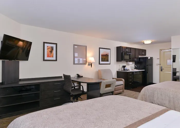 Candlewood By Ihg Hotel