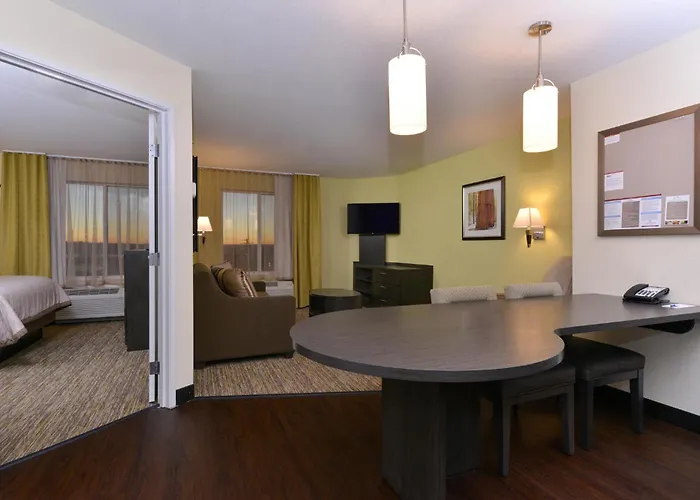 Candlewood By Ihg Hotel 3*